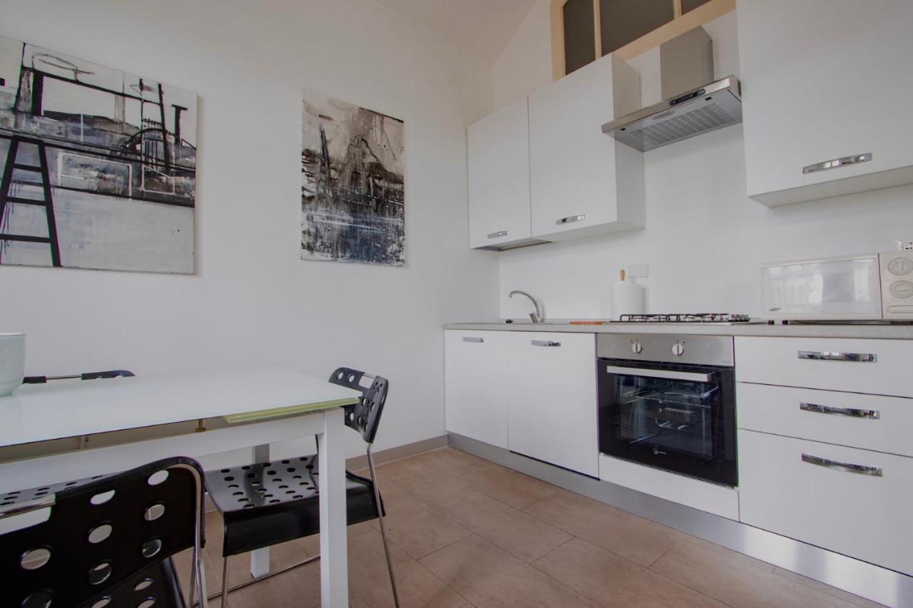 Casa D'Artista - Charming Apartment + Parking ตูริน ภายนอก รูปภาพ