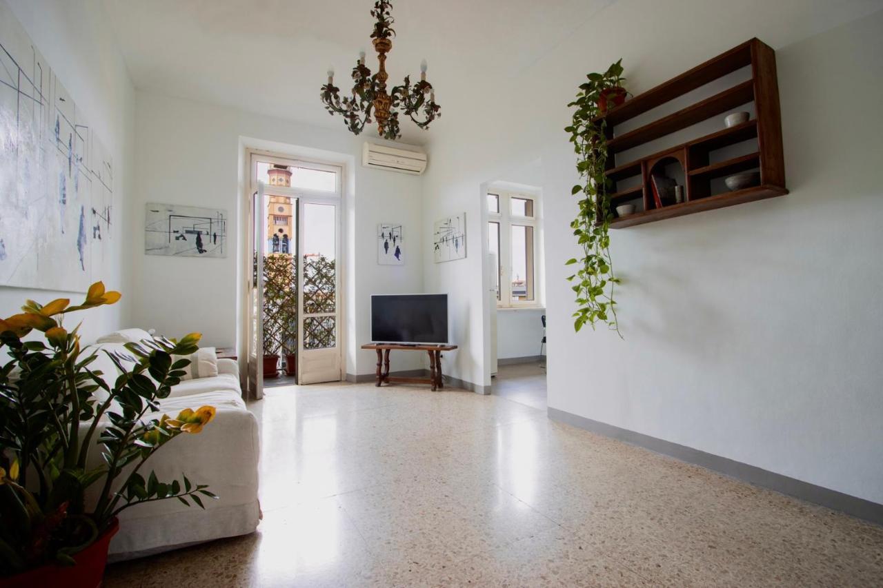 Casa D'Artista - Charming Apartment + Parking ตูริน ภายนอก รูปภาพ